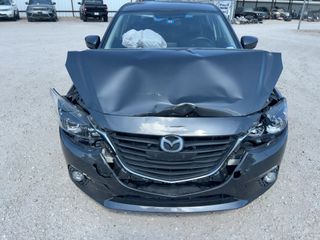2015 Mazda Mazda3 Hatchback i Grand Touring - Primary Damage Straight On Image